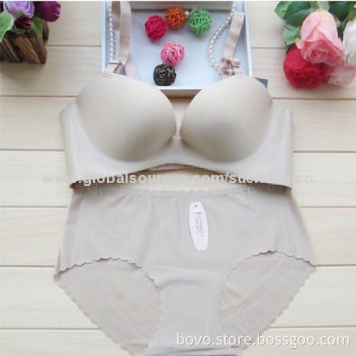 Seamless Women's Underwear Sets, Made of 83% Polyamide and 17% Elastane, One Piece of MoldingNew